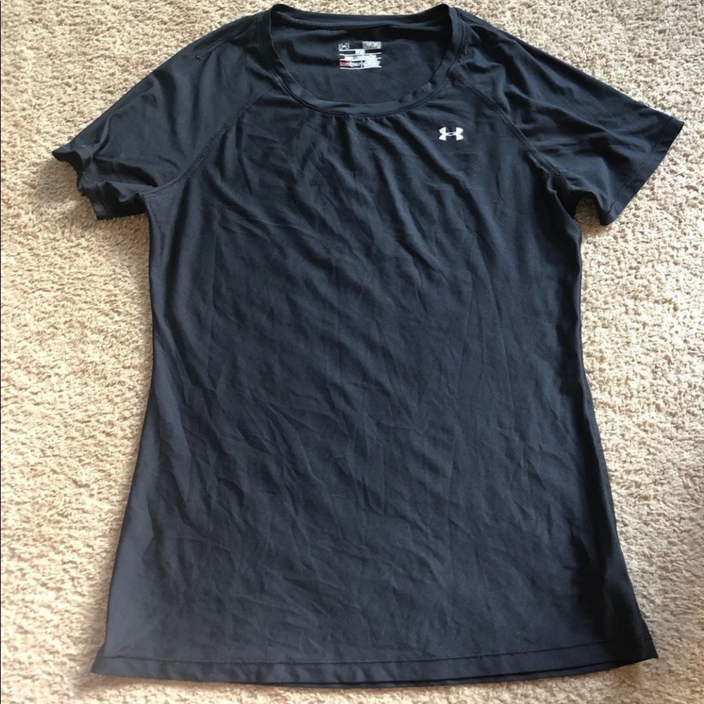 5/$10 SALE.  Under armour top